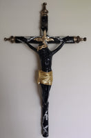 CRISTO NEGRO O SEÑOR DEL VENENO EN CRUZ DE RESINA DE 20 PULGADAS / BLACK JESUS CHRIST OR LORD OF THE POISON IN A ROUND RESIN CROSS 20 INCHES